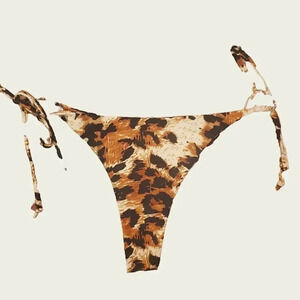 Zaful brown and black leopard print thong bikini bottom Size Medium